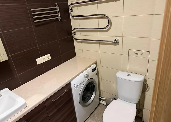 Taikos Near Old Town Self Check In Free Parking