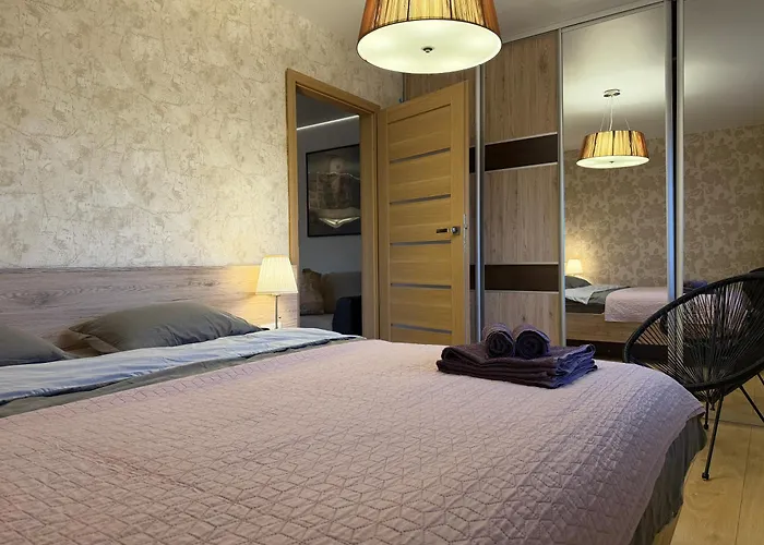 Taikos Near Old Town Self Check In Free Parking